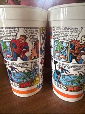 1990 Hardees Vintage Marvel Entertainment Comic Cup. One cup slightly faded!
